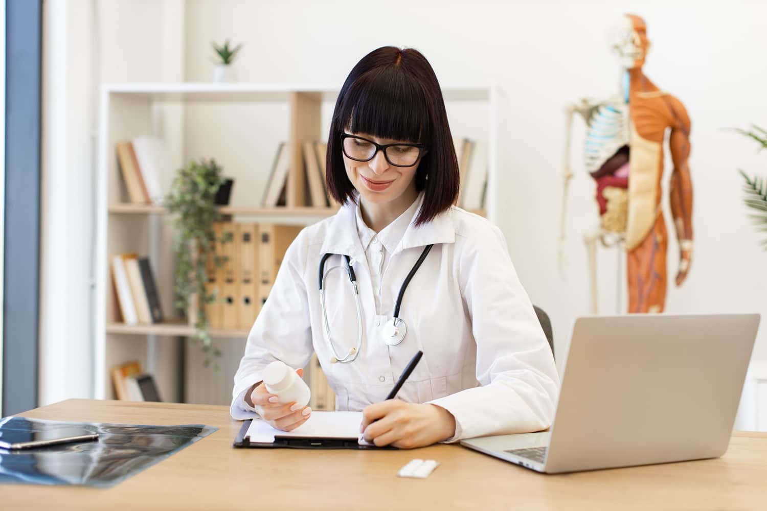 Médico Pj Ou Autônomo - MODERNACONT - CONSULTORIA CONTABIL LTDA